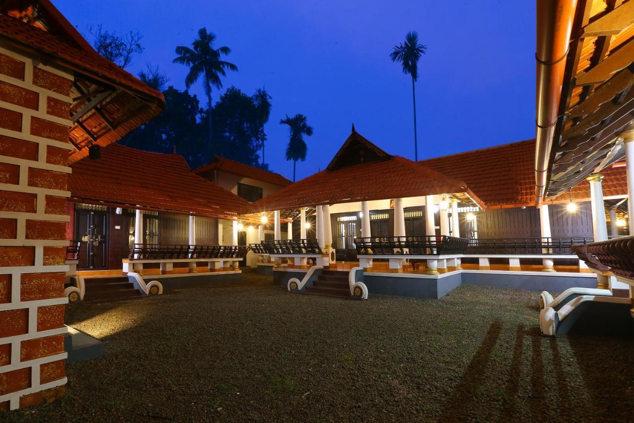 Palmy Lake Resort Alappuzha المظهر الخارجي الصورة